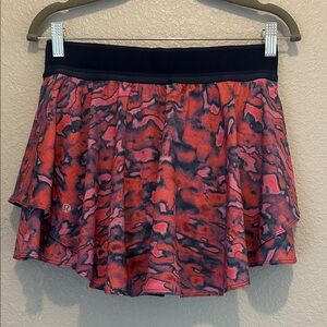 lululemon athletica Red and Black Skater Skirt size 8 like new